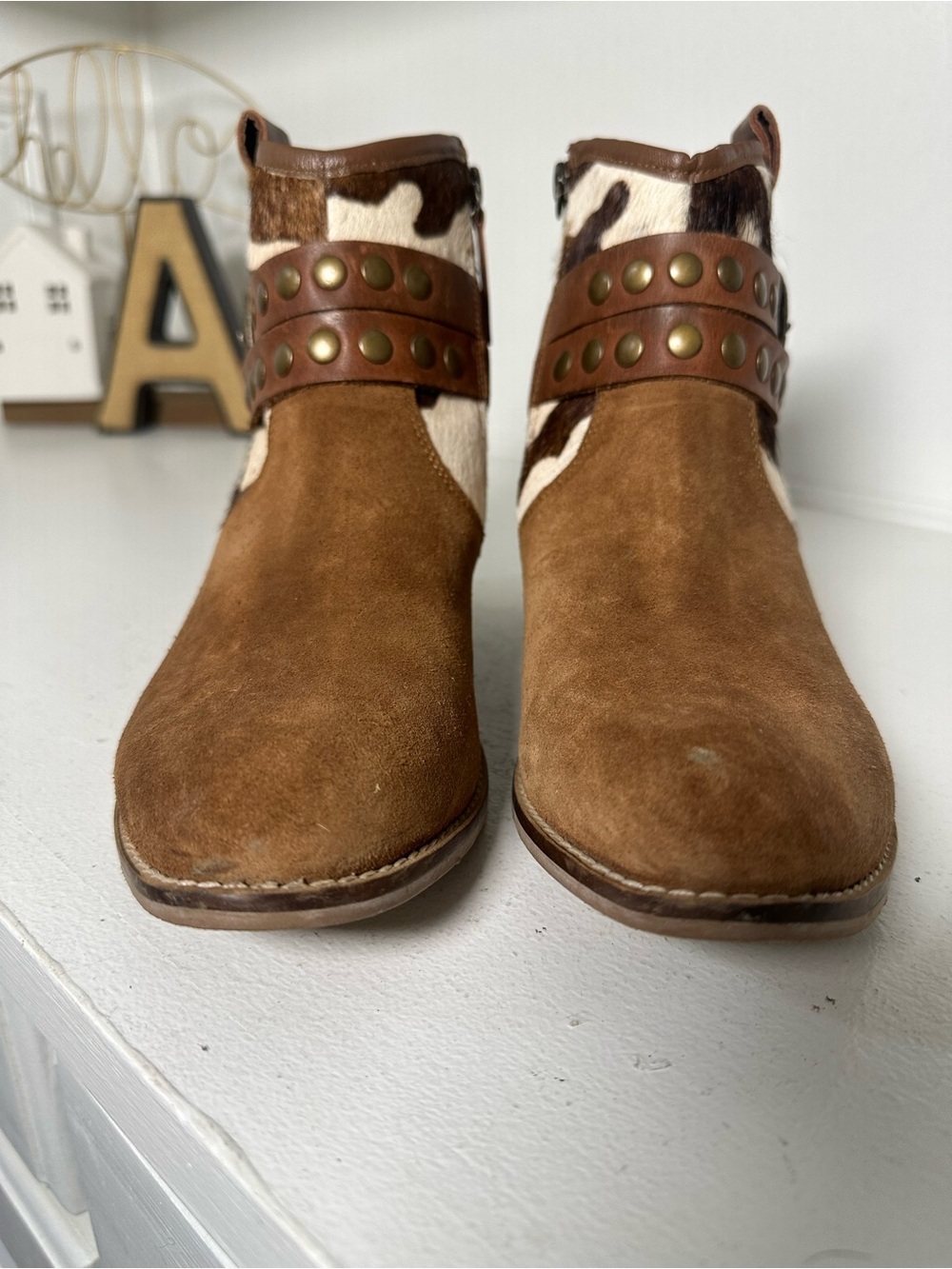 Shyanne Cow Hair Ankle Boots Womens 8.5 Brown Western Booties Studded Harness - Picture 3 of 9